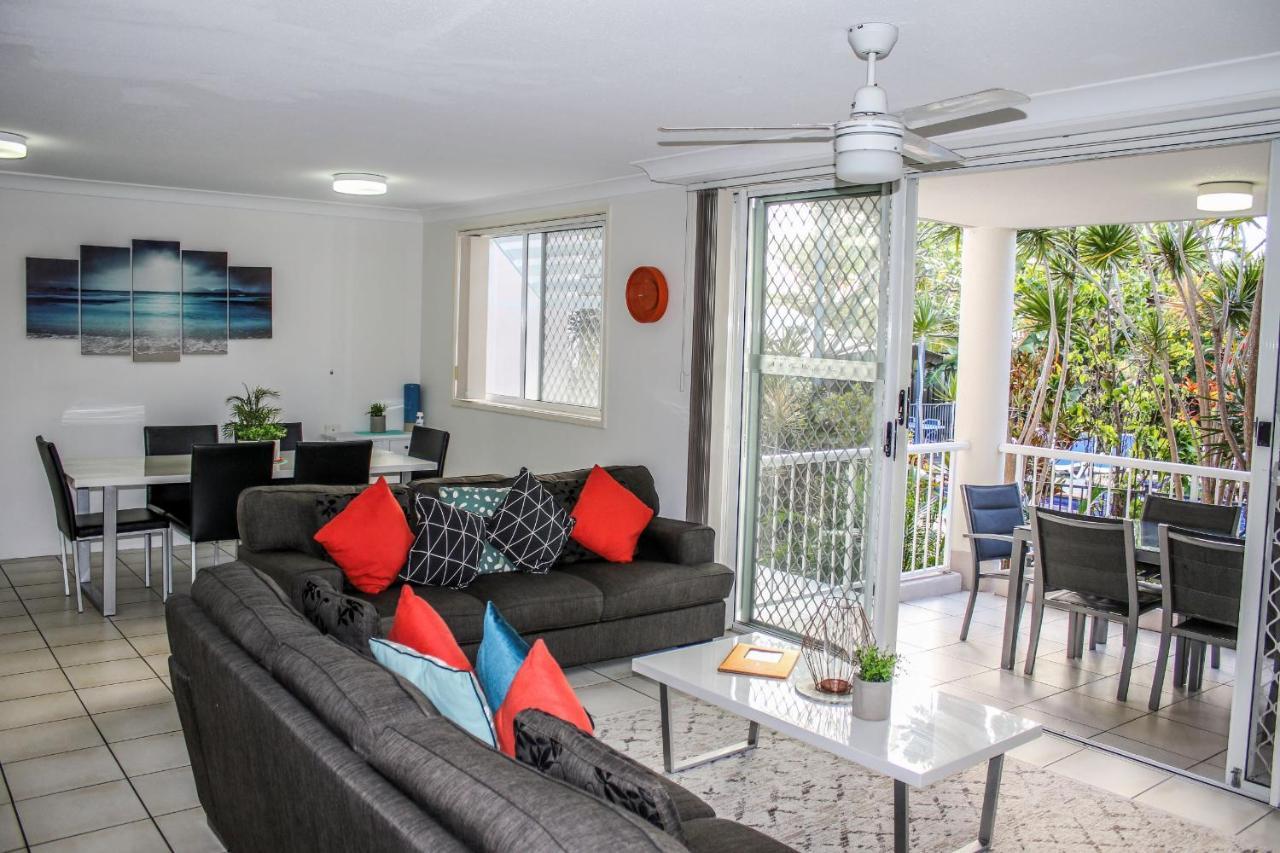 Surfers Beach Holiday Apartments Гоулд Коуст Екстериор снимка